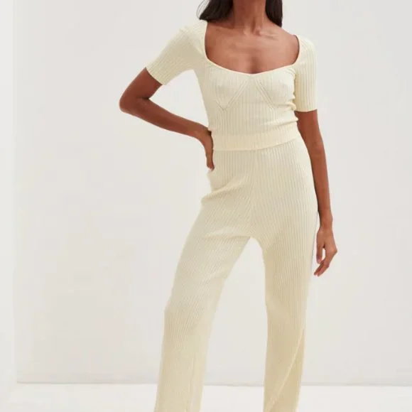 4th & Reckless Aubrey Knitted Crop Top Cream - Picture 2 of 7